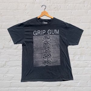 Grip Gum Skate T-shirt Large Skateboard in Mountains Skating